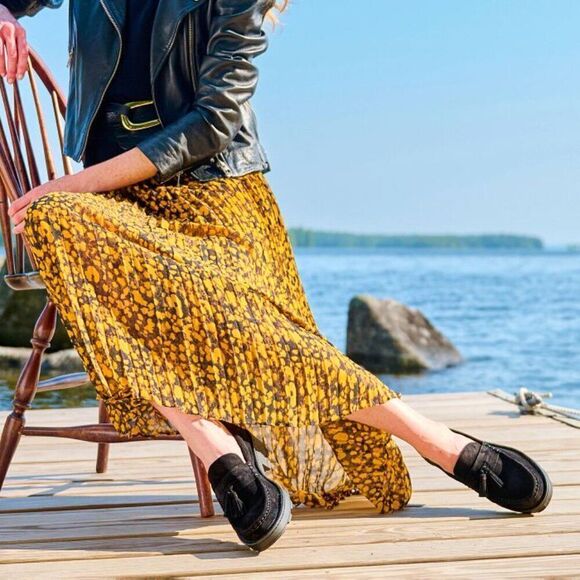 Born Dark Blue Platform Loafers - Picture 6 of 6